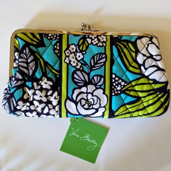 Vera Bradley Clutch Wallet Island Blooms - Picture 1 of 5